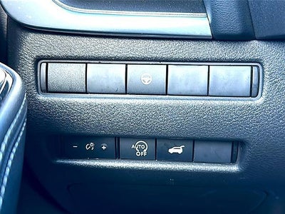 2024 Nissan Rogue FWD SV