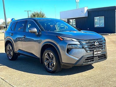 2025 Nissan Rogue FWD SV