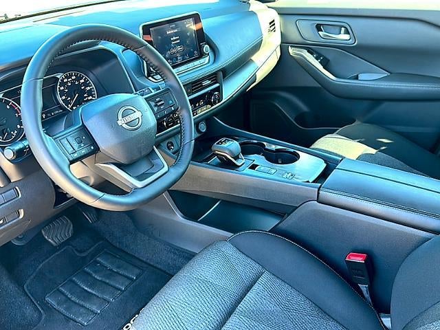 2025 Nissan Rogue FWD SV