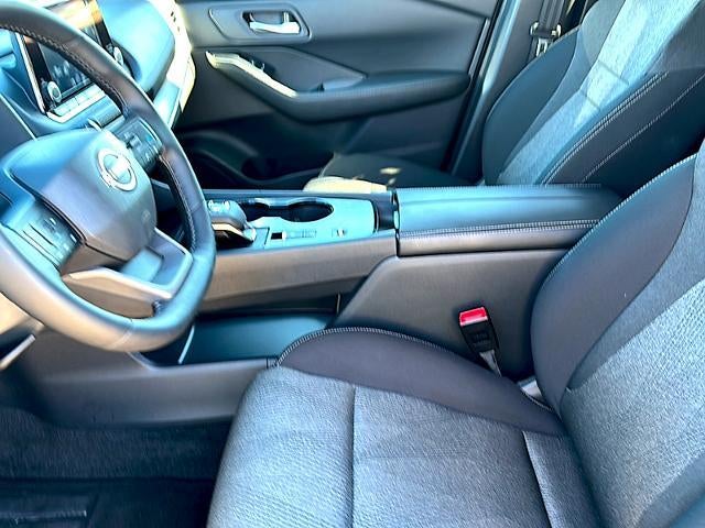 2025 Nissan Rogue FWD SV