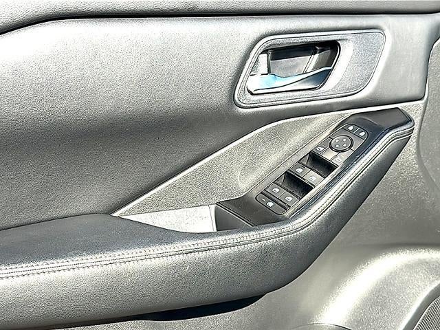 2025 Nissan Rogue FWD SV