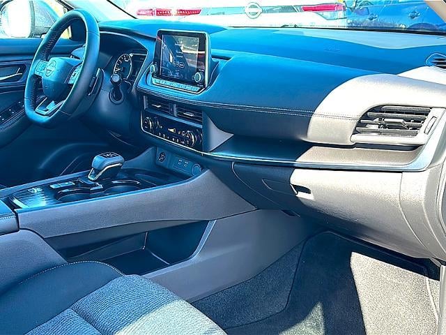 2025 Nissan Rogue FWD SV