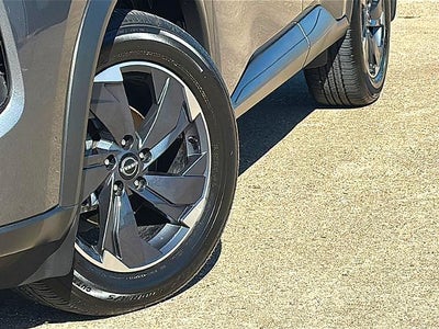 2025 Nissan Rogue FWD SV