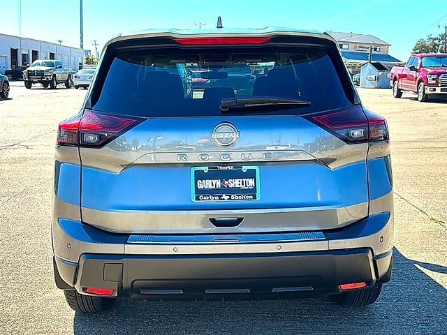 2025 Nissan Rogue FWD SV