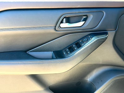 2022 Nissan Rogue SV FWD