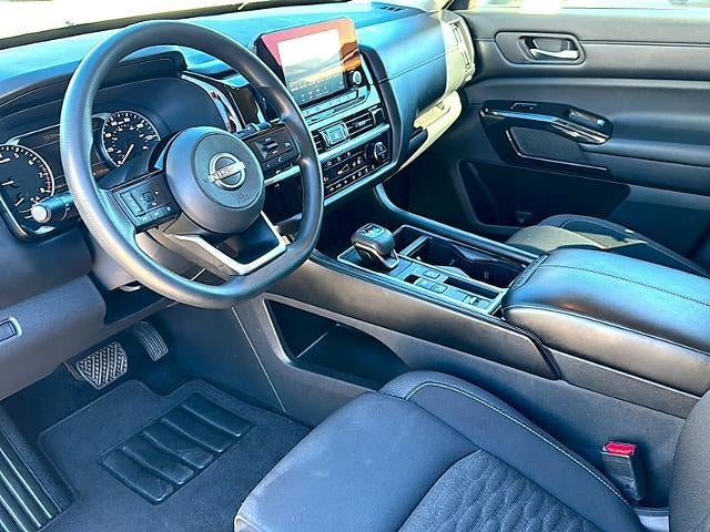 2022 Nissan Pathfinder S 2WD