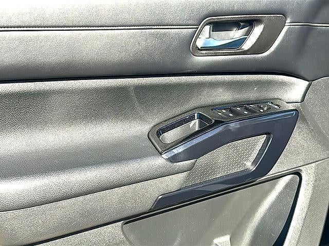 2022 Nissan Pathfinder S 2WD