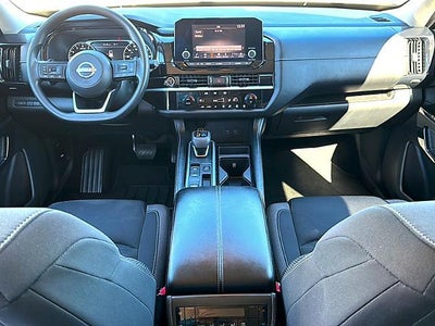 2022 Nissan Pathfinder S 2WD