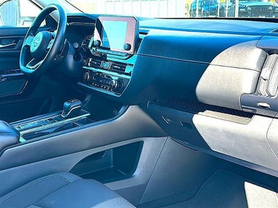 2022 Nissan Pathfinder S 2WD