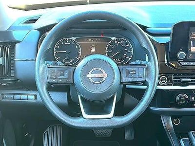 2022 Nissan Pathfinder S 2WD