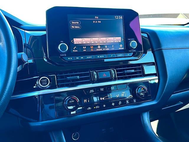 2022 Nissan Pathfinder S 2WD