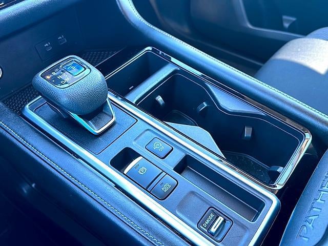 2022 Nissan Pathfinder S 2WD