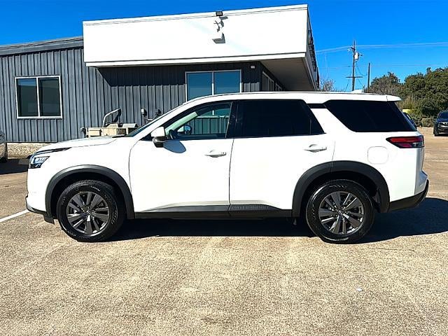 2022 Nissan Pathfinder S 2WD