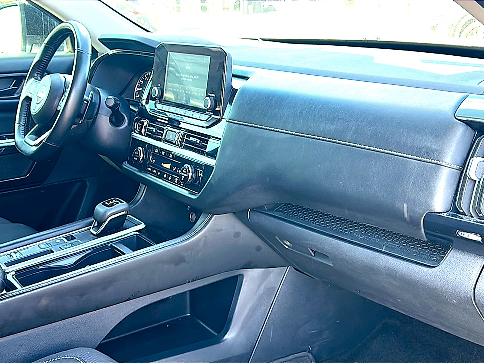 2024 Nissan Pathfinder SV FWD