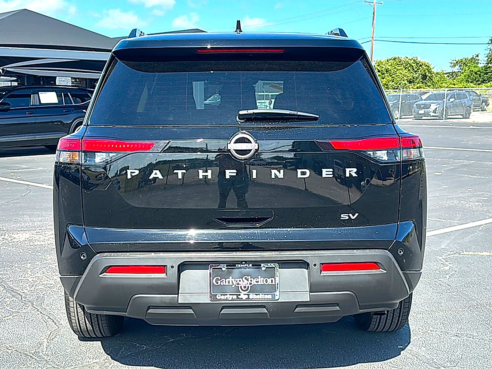 2024 Nissan Pathfinder SV FWD