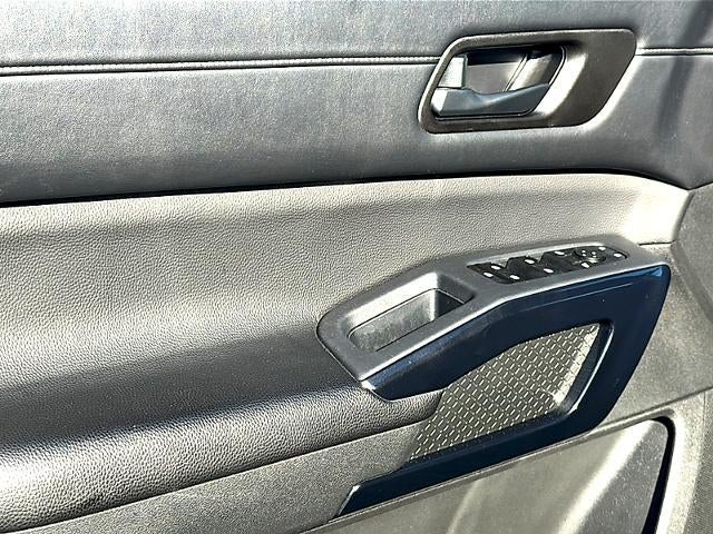 2025 Nissan Pathfinder SV 2WD