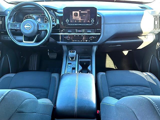 2025 Nissan Pathfinder SV 2WD