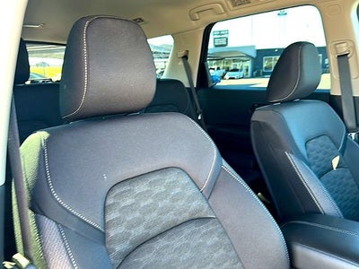 2025 Nissan Pathfinder SV 2WD