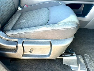 2025 Nissan Pathfinder SV 2WD