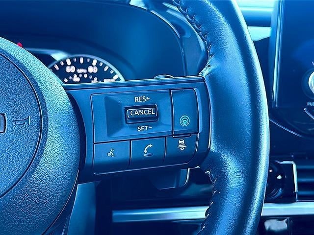 2025 Nissan Pathfinder SV 2WD