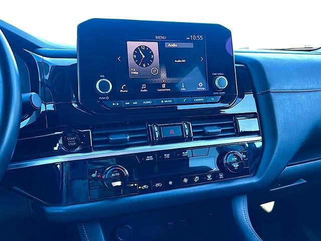 2025 Nissan Pathfinder SV 2WD