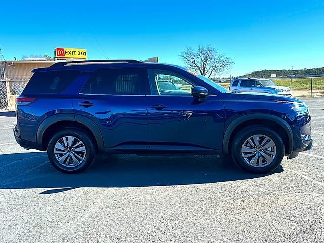 2025 Nissan Pathfinder SV 2WD