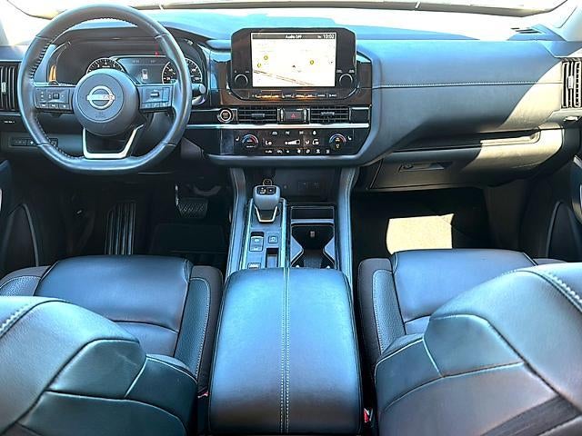 2024 Nissan Pathfinder SL 2WD