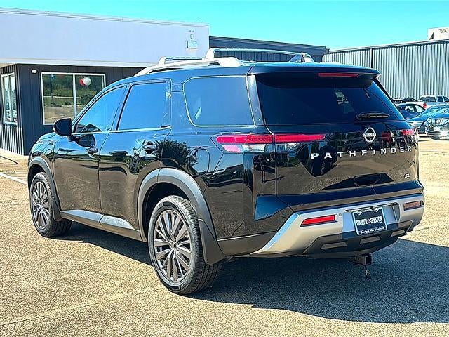 2024 Nissan Pathfinder SL 2WD