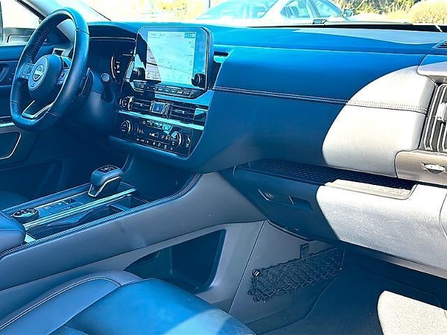 2023 Nissan Pathfinder Platinum 4WD