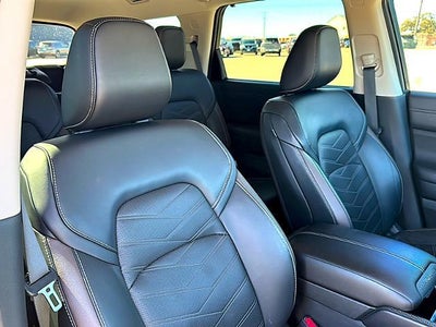 2023 Nissan Pathfinder Platinum 4WD