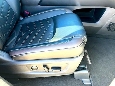 2023 Nissan Pathfinder Platinum 4WD