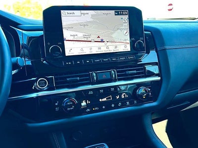 2023 Nissan Pathfinder Platinum 4WD