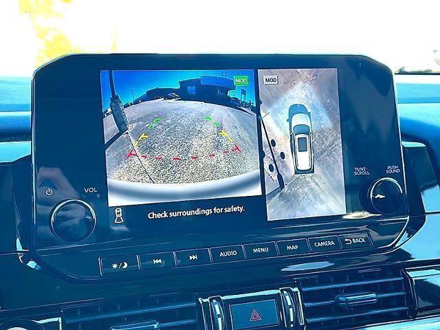 2023 Nissan Pathfinder Platinum 4WD