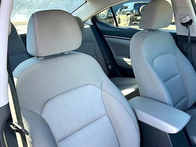 2018 Hyundai ELANTRA SEL 2.0L Auto