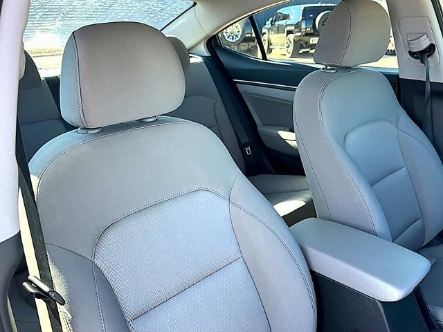 2018 Hyundai ELANTRA SEL 2.0L Auto