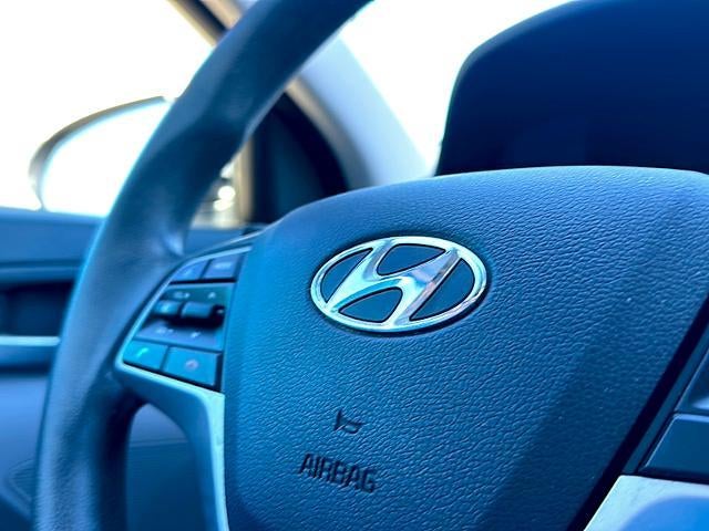 2018 Hyundai ELANTRA SEL 2.0L Auto