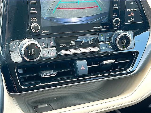 2022 Toyota Highlander XLE FWD (Natl)