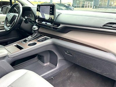 2024 Toyota Sienna XLE Autono-MaaS FWD 7-Passenger (Natl)
