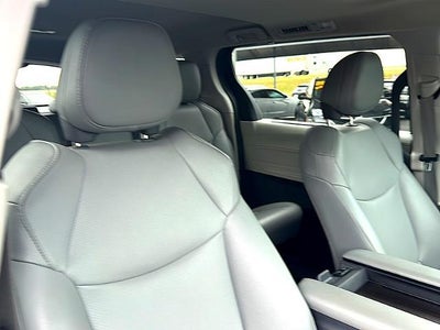 2024 Toyota Sienna XLE Autono-MaaS FWD 7-Passenger (Natl)