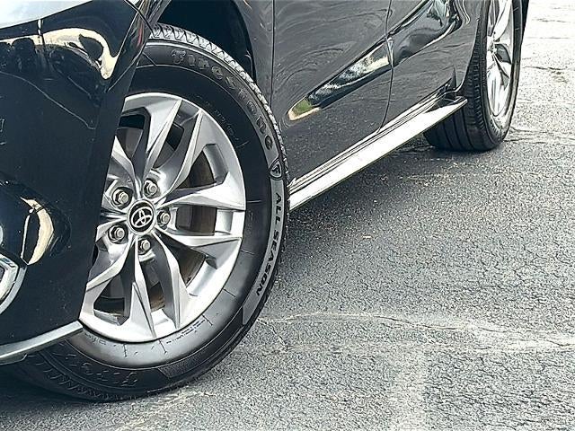 2024 Toyota Sienna XLE Autono-MaaS FWD 7-Passenger (Natl)