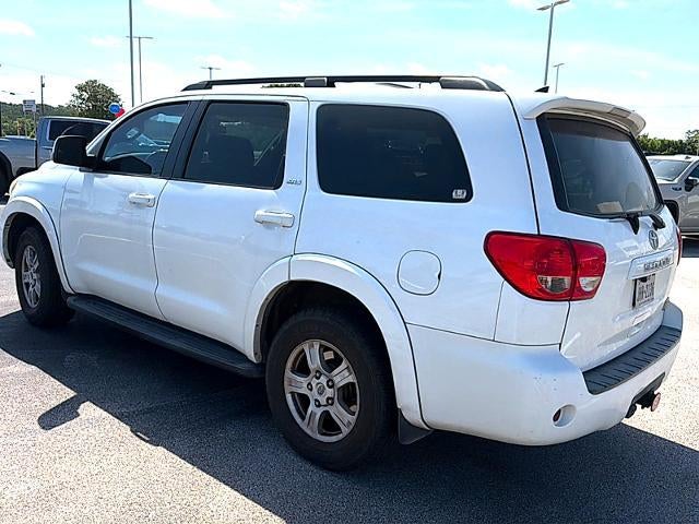 2013 Toyota Sequoia RWD 5.7L SR5 (Natl)