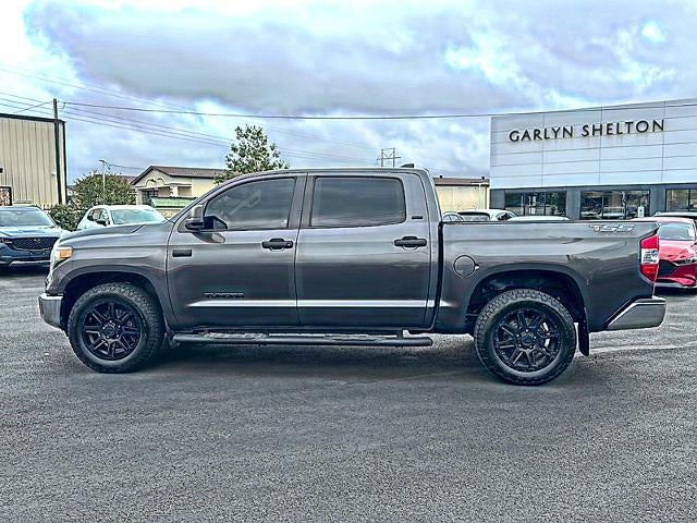 2020 Toyota Tundra 2WD 2WD SR5 CrewMax 5.5' Bed 5.7L (SE)