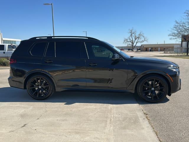 2025 BMW X7 xDrive40i Sports Activity Vehicle