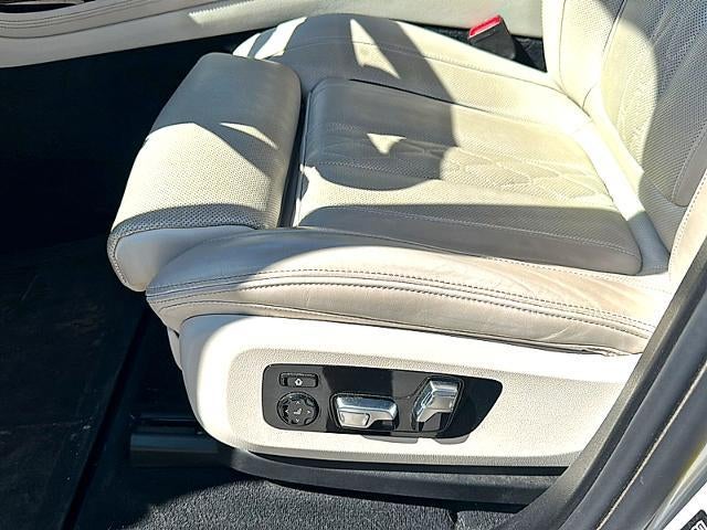 2024 BMW X7 M60i Sports Activity Vehicle