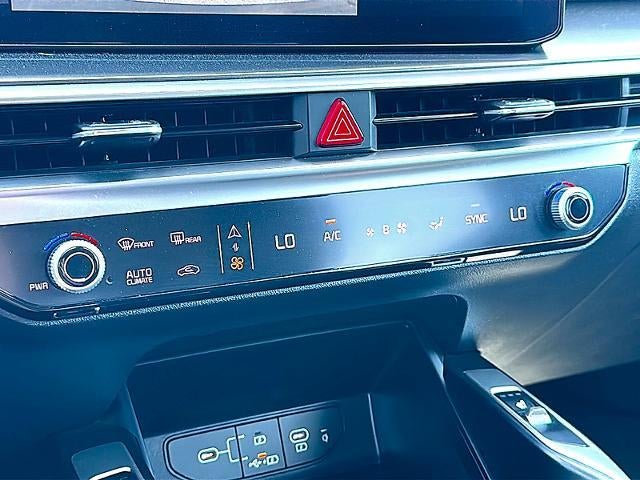 2024 Kia Sorento S FWD