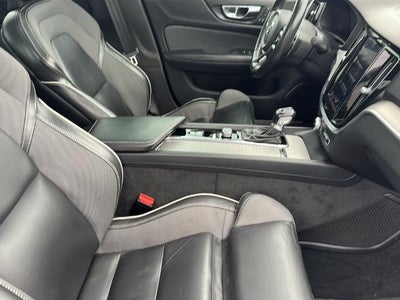 2019 Volvo S60 T6 AWD R-Design