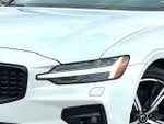 2024 Volvo S60 B5 AWD Core Dark Theme