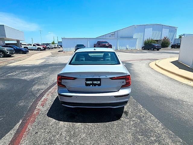 2024 Volvo S60 B5 AWD Plus Dark Theme