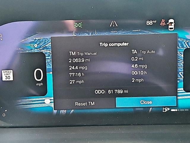 2024 Volvo S60 B5 AWD Plus Dark Theme