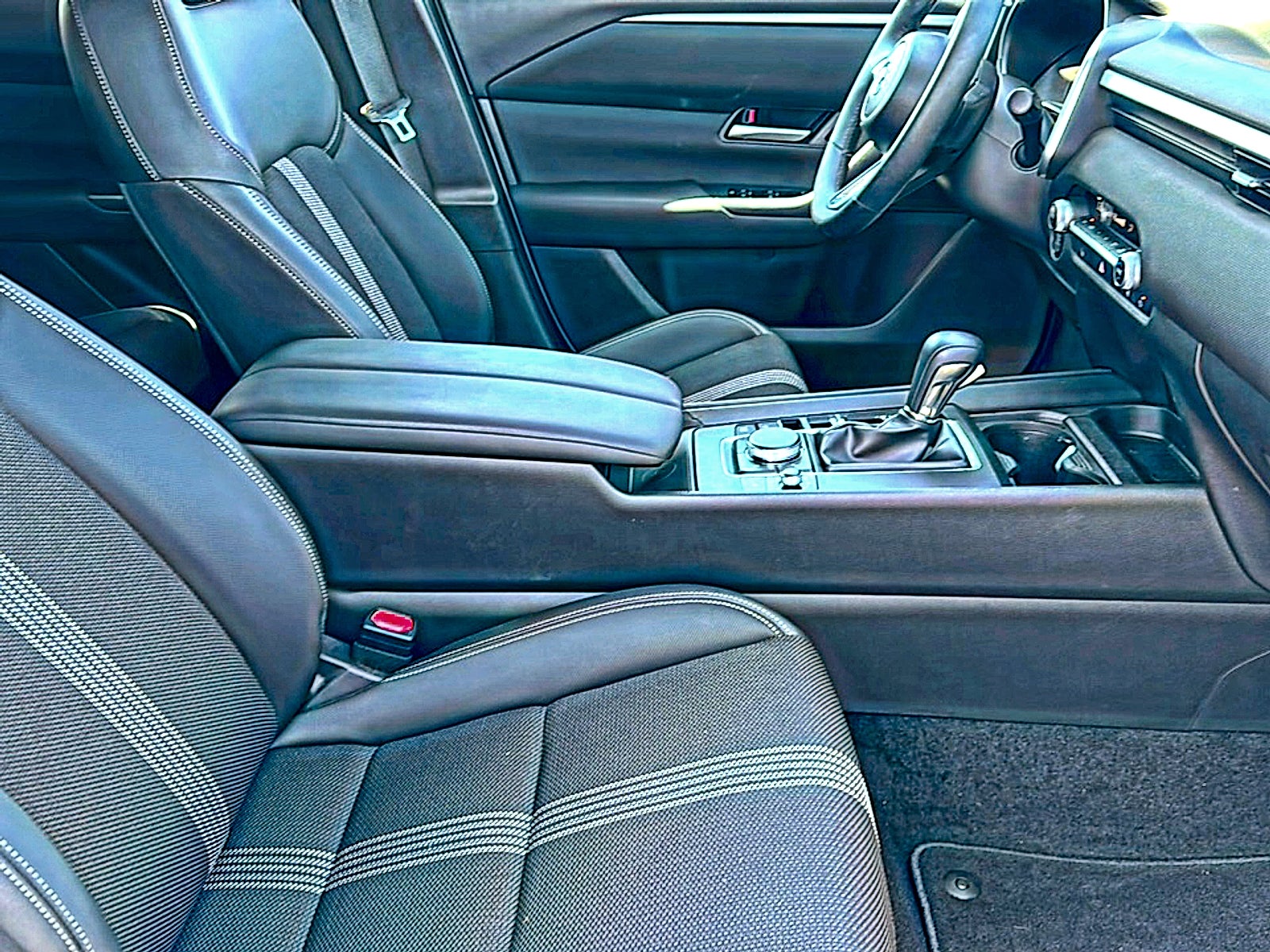 2025 Mazda Mazda CX-50 2.5 S Premium Package